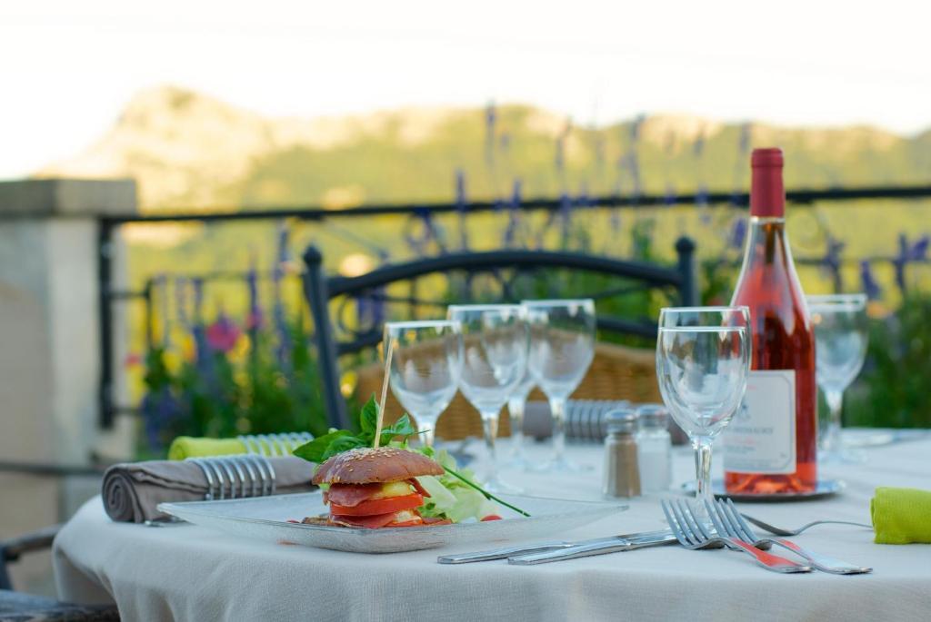 Logis Hotel Restaurant La Porte Des Cevennes Anduze Kültér fotó